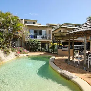  Apartment Gorgeous + 100m To + Pool